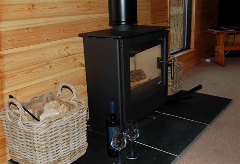 The area's natural beauty can be seen at falls of dochart and fortingall yew, while breadalbane folklore centre and. Oak Cabin - Self Catering Killin | Killin Log Cabins