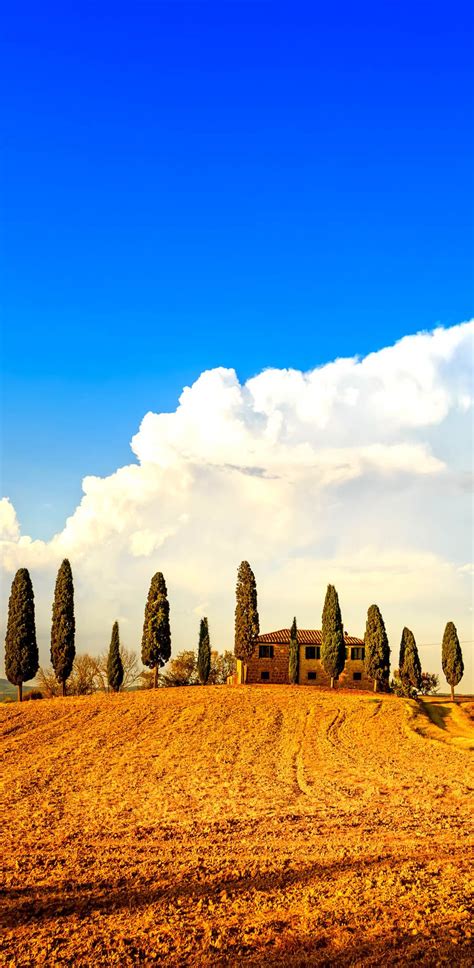 15 Most Colorful Shots Of Italy Amongraf Italy Landscape Tuscany