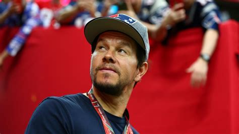 Mark Wahlberg Admits The Real Reason Why He Left The Super Bowl Early