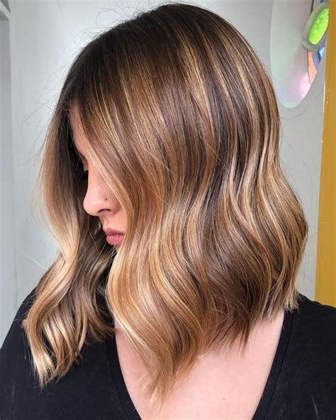 Browse our photo collection of the best hair trends for 2021. Medium Length Hairstyles for Women 2021 - Hair Colors