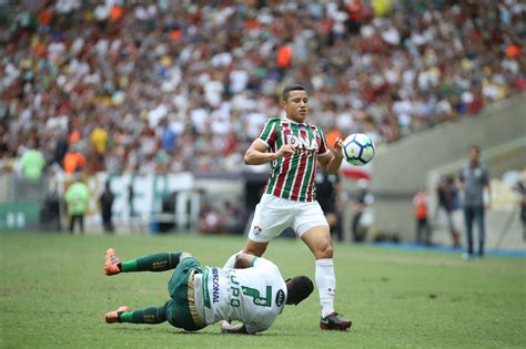 1 445 297 tykkäystä · 63 778 puhuu tästä. Fluminense desiste de novo empréstimo e resolve comprar ...