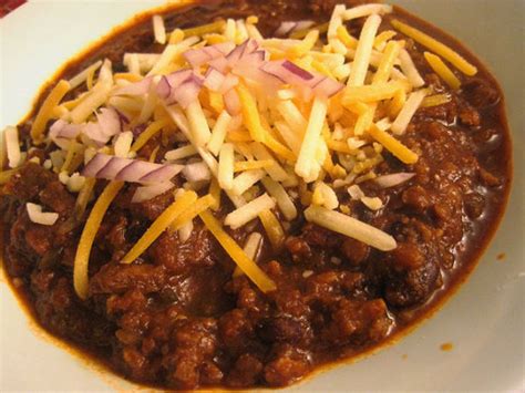 It's a simple diner classic and a southern favorite comfort food of simply seasoned ground beef patties cooked with caramelized onion and gravy. Ground Beef Chili Recipe - Food.com