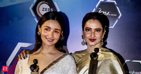 rekha dadasaheb phalke international film festival bollywood divas alia bhatt and rekha steal