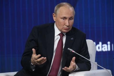 Putin Says Necessary Conditions May Arise For Ukraine Negotiation
