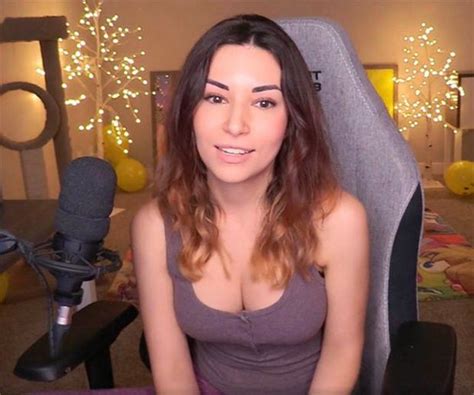 Twitch Streamer Accidentally Flashing Her Boobs To Everyone Hot Sex