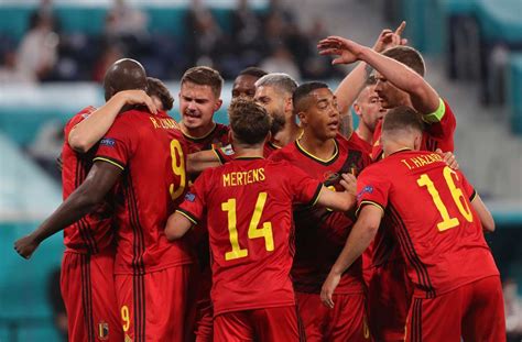 Belgien hat im spiel gegen russland bei der uefa euro 2020 von glücklichen toren profitiert und mit 3:0 gewonnen. Belgien setzte sich klar gegen Russland durch ...