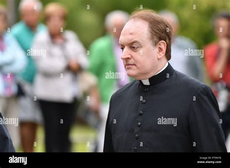 Padre apeles hi-res stock photography and images - Alamy