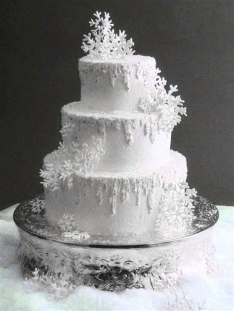 Winter Wedding Cakes We Love Savvy Chic Avenue