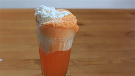 How To Make A Creamsicle Float Orange Soda And Vanilla Ice Cream Float Youtube