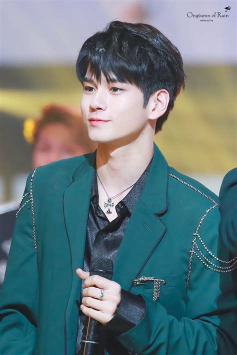 Wanna One Ong Seong Woo Seongwoo