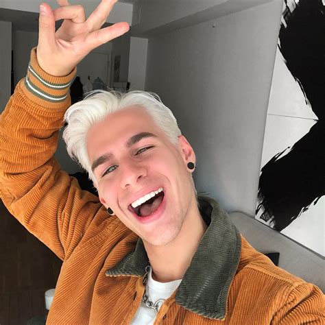 Brad mondo knows the best hairstyle fit for your life, contour and complexion. How Much Money Brad Mondo Makes On YouTube - Net Worth ...