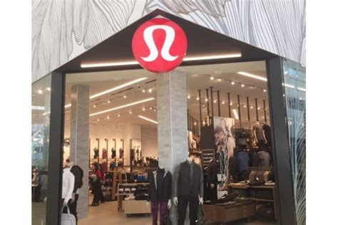 Последние твиты от yorkdale mall (@yorkdale_). iRun.ca - Lululemon Yorkdale in Toronto launches its ...