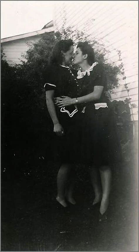 Couples Vintage Vintage Lesbian Vintage Kiss Lesbian Art Vintage