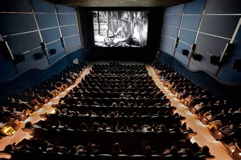 Planean La Reapertura De Los Cines En Buenos Aires Con Aforo Limitado