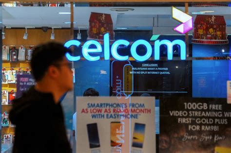 Celcom vs umobile mana lagi berbaloi plan terbaru celcom gempak. Celcom launches new XP Lite