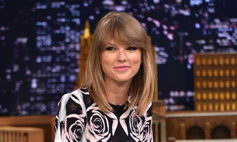 Taylor Swift Address Serial Dating Habits In Shake It Off Single — Video