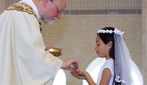 Editorial Dear Kids This Is What It Means To Receive The Eucharist