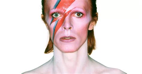 Why David Bowies Distinctive Mismatched Eyes Are All Down To A Fight