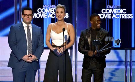 Josh Gad Kaley Cuoco Sweeting And Kevin Hart Wedding Ringer People