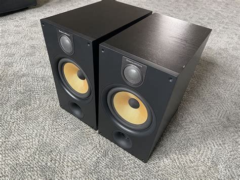 Bowers And Wilkins 685 S2 Bookshelf Speakers Black Used Good Condition