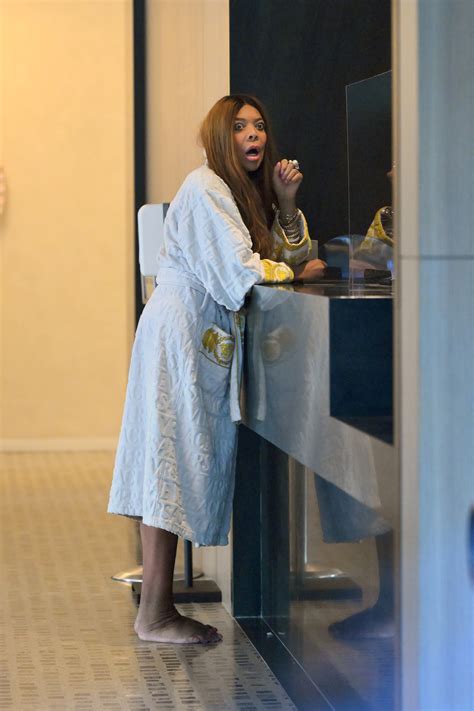 Wendy Williams Sparks Concern As She Walks Around In A Robe Barefoot