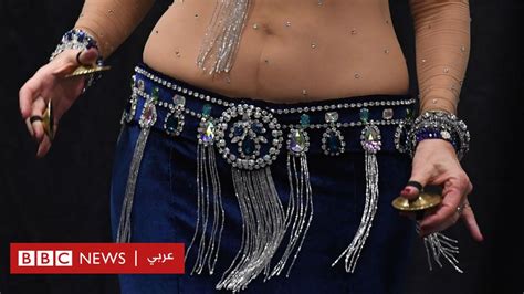 راقصة روسية تثير الجدل في مصر بسبب معايير ملابس الرقص Bbc News عربي