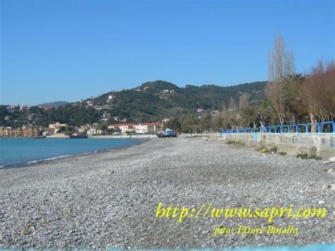 Rientrati i valori, ok il il sindaco di #sapri antonio gentile con apposita ordinanza ha rimosso questa sera il divieto di. foto Sapri, immagini e paesaggi del Cilento: mare e spiaggia