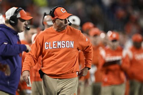 Tennessee vs. Clemson Prediction, Odds, Lines, Picks, and Preview width=