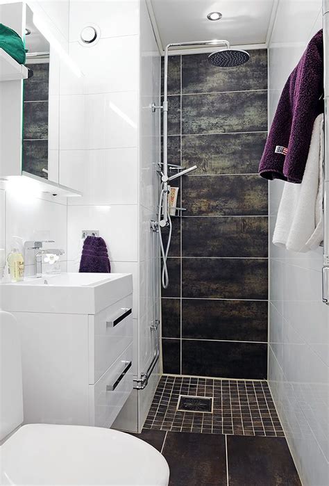 In some case, you will like these small ensuite bathroom designs. The 25+ best Small narrow bathroom ideas on Pinterest ...