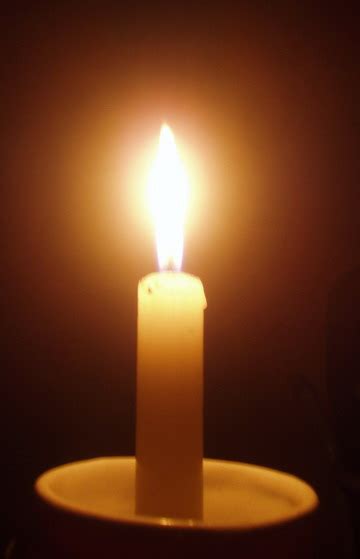 Kharisma Wanita: Lilin Tahan Lama