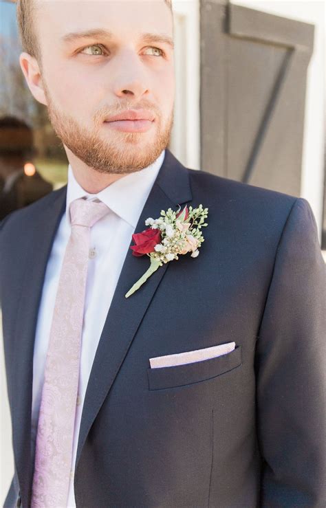 Another timeless groom boutonniere at the farm! #style Photo By - Brianne Jackson Photography 