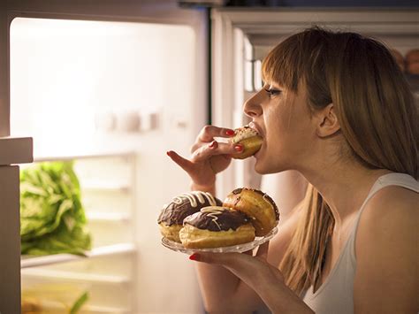 Food that is crisp and easily breakable. Does Junk Food Slow Down Your Metabolism?
