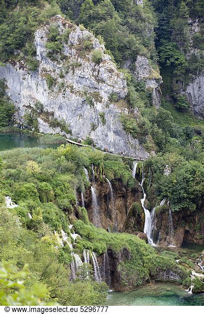 Wasserfall Im Nationalpark Plitvicer Seen Konzeptnatürlichkeiteuropa