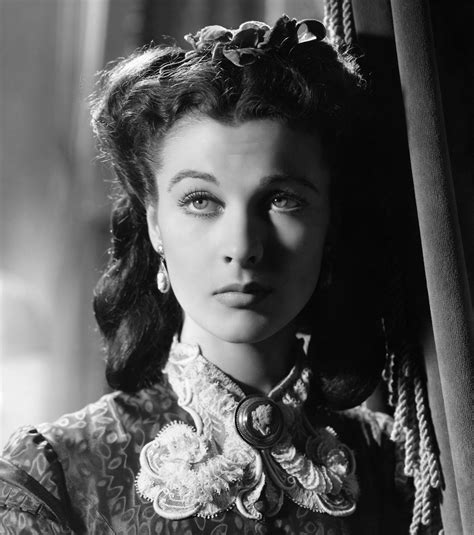 Unknown Vivien Leigh Gone With The Wind Globe Photos Fine Art Print