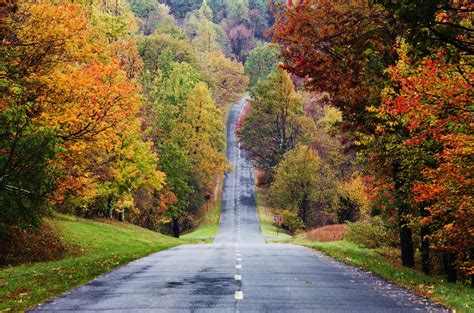 18 Reasons Blue Ridge Parkway is the Most Spectacular Place to