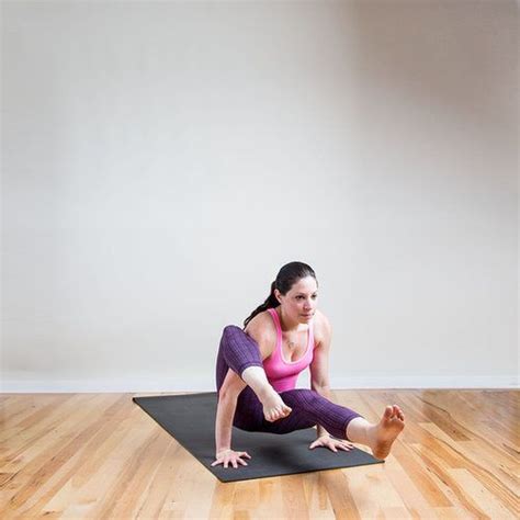 One Legged Lift Side Crow Pose Yoga For Beginners Yoga Arm Balance