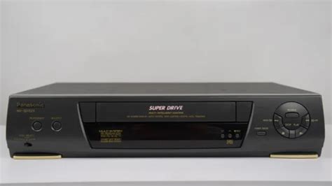 PANASONIC VHS VCR NV SD225 4 HEAD Player Recorder PAL MESECAM NTSC 75