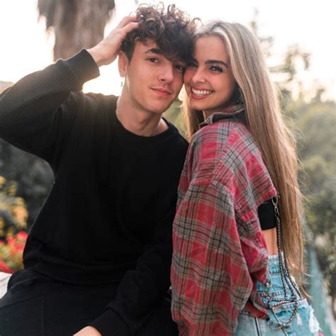 Yes Addison Rae And Bryce Hall Finally Confirm Theyre Dating E Online