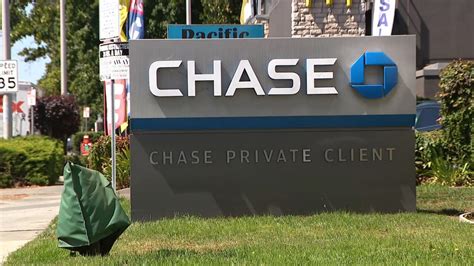 Fremont man's jewelry stolen in car break-in after bank visit | KTVU FOX 2