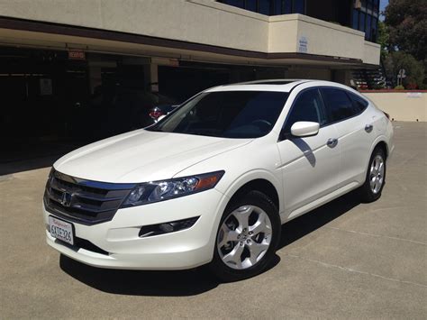 2012 honda crosstour pricing and specs. CarGurus