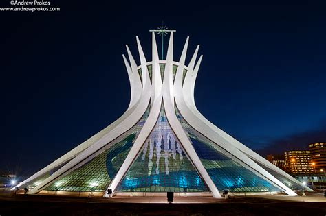 Inaugurated in 1960, it is a masterpiece of modernist architecture listed as a world heritage site by unesco and attracts architecture aficionados worldwide. martínez antón arquitectos: La Arquitectura Moderna de ...