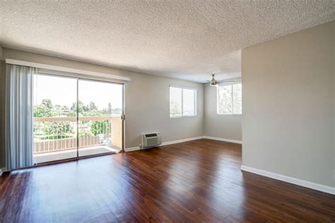Just minutes from sharp grossmont hospital and alvarado medical center, we are conveniently located close to the 8, 94, and 125 freeways. Apartments for Rent in La Mesa, CA | Veranda La Mesa