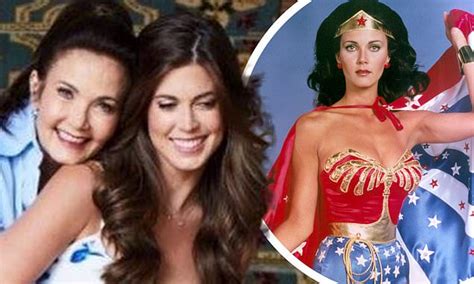 Wonder Woman Lynda Carter And Daughter Share Photo Daily Mail Online