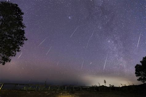 Last Meteor Shower Of The Year Can Be Seen This Weekend — Best Life