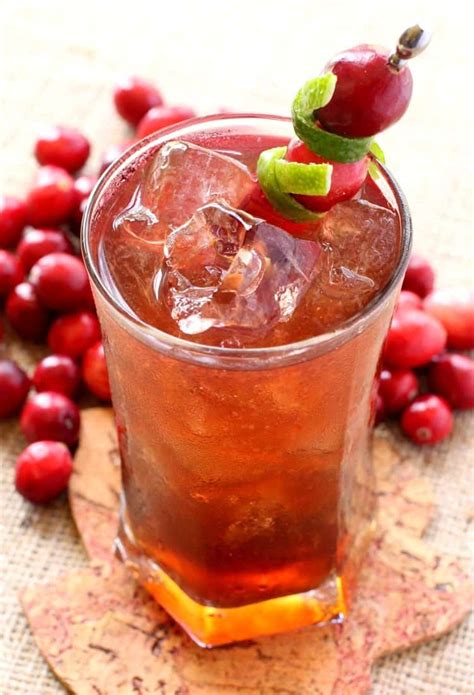 Christmas Drinks With Rum Best Christmas Cocktails Recipes
