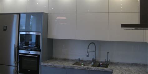 Cabinet samples, countertops, wall cabinets, base cabinets Acrylic Kitchen Styles