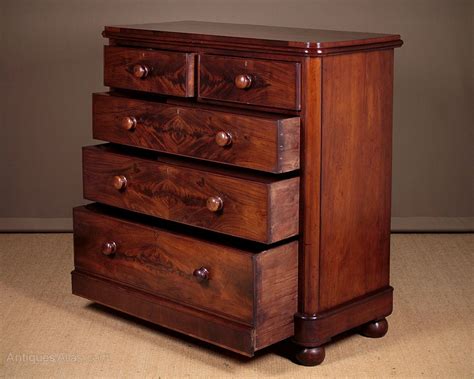 They're based on designs we've either grown up with or been inspired by as we visit our amazing suppliers around the world. Large Mahogany Chest Of Drawers C.1860. - Antiques Atlas