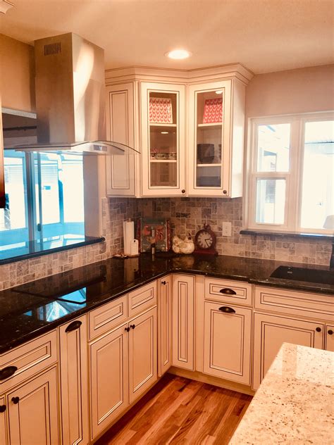 Fuse your personal design with the warmth and elegance of allen + roth™ granite countertops. Great counter space with pass through to dining over the ...