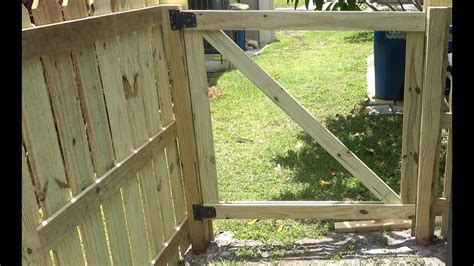 Quick Wooden Fence Gate Youtube