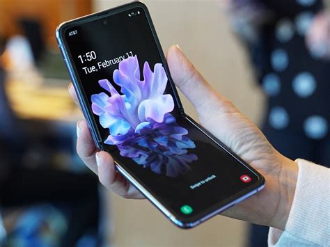 Samsung Flip Phone Price New Samsung Flip Phone 2018 W2019 Release